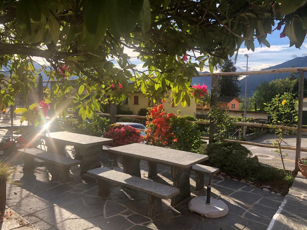 Al Grottino Bed & Breakfast Gambarogno Exterior foto